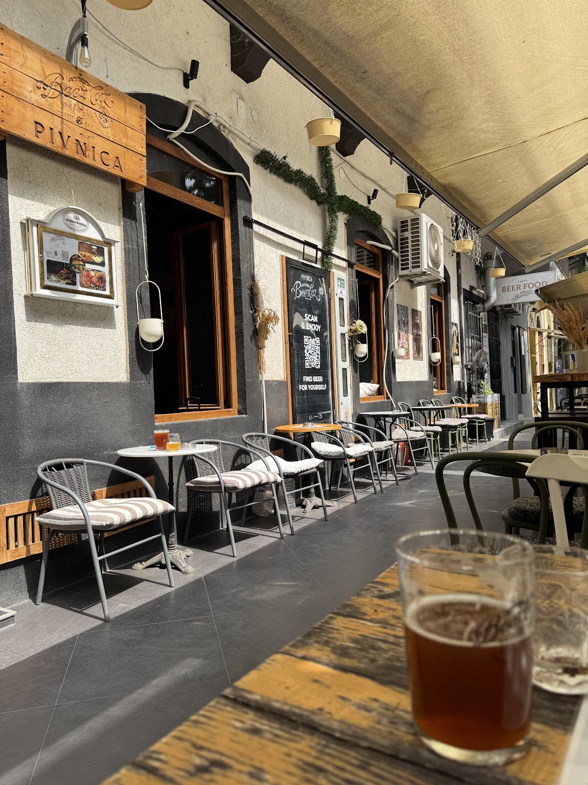 BeerCuz - Noćni život u Novom Sadu