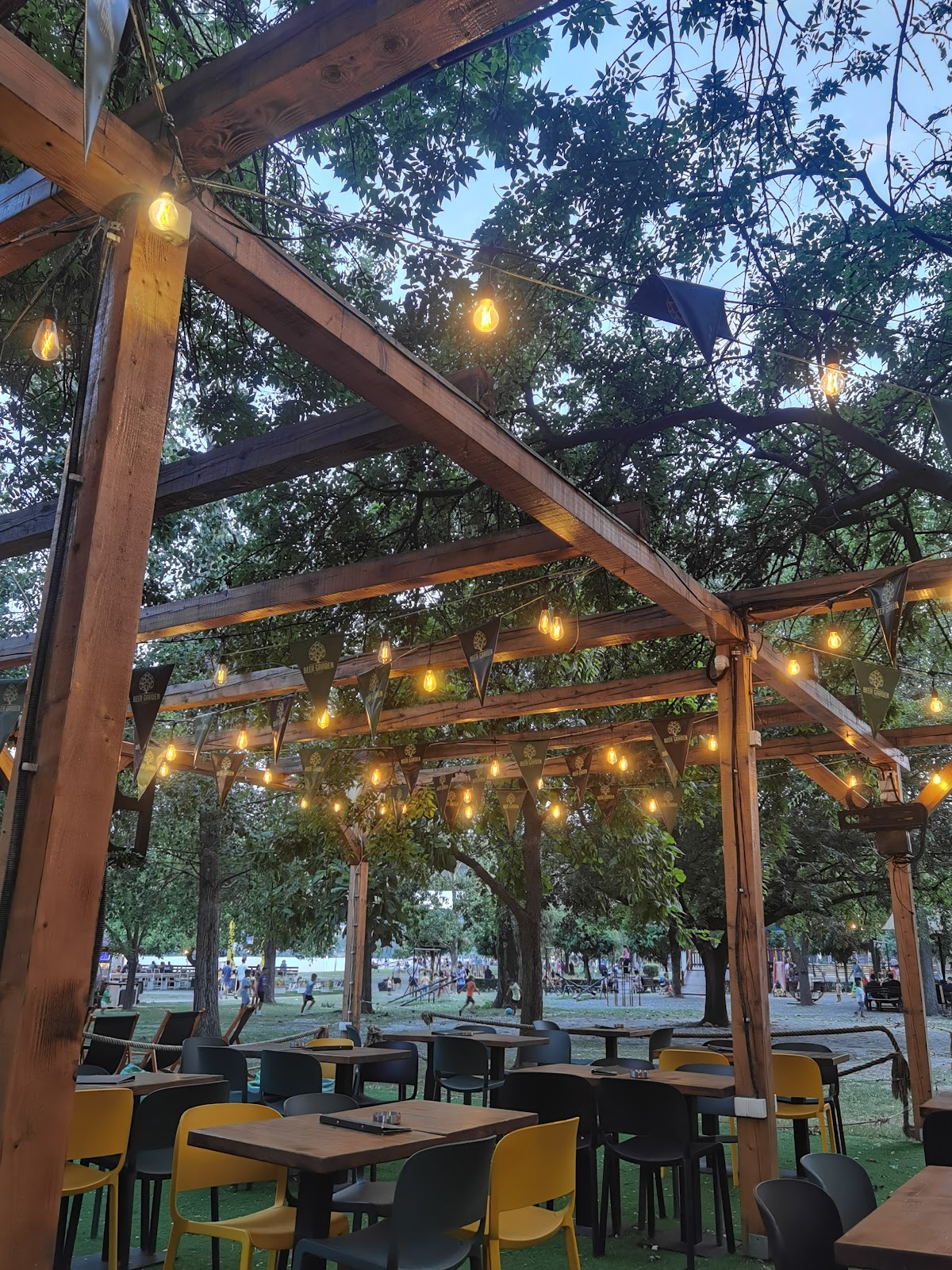 Beer Garden - Noćni život u Novom Sadu
