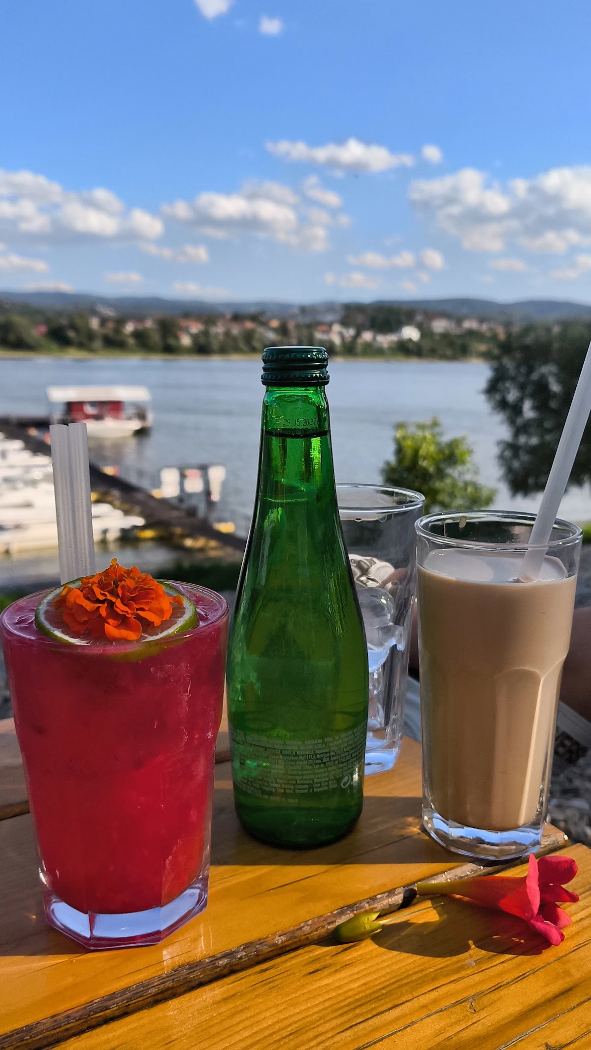 Diskont Bar - Noćni život u Novom Sadu