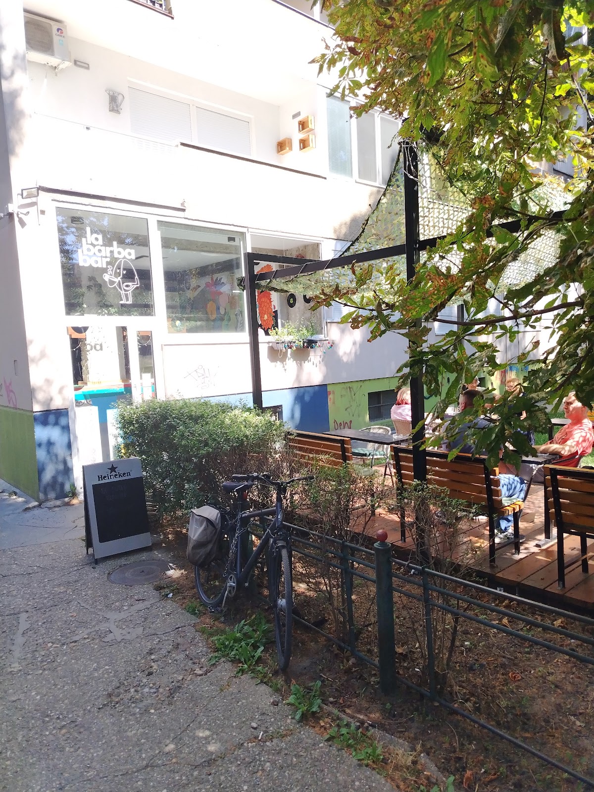 La Barba bar - Noćni život u Novom Sadu