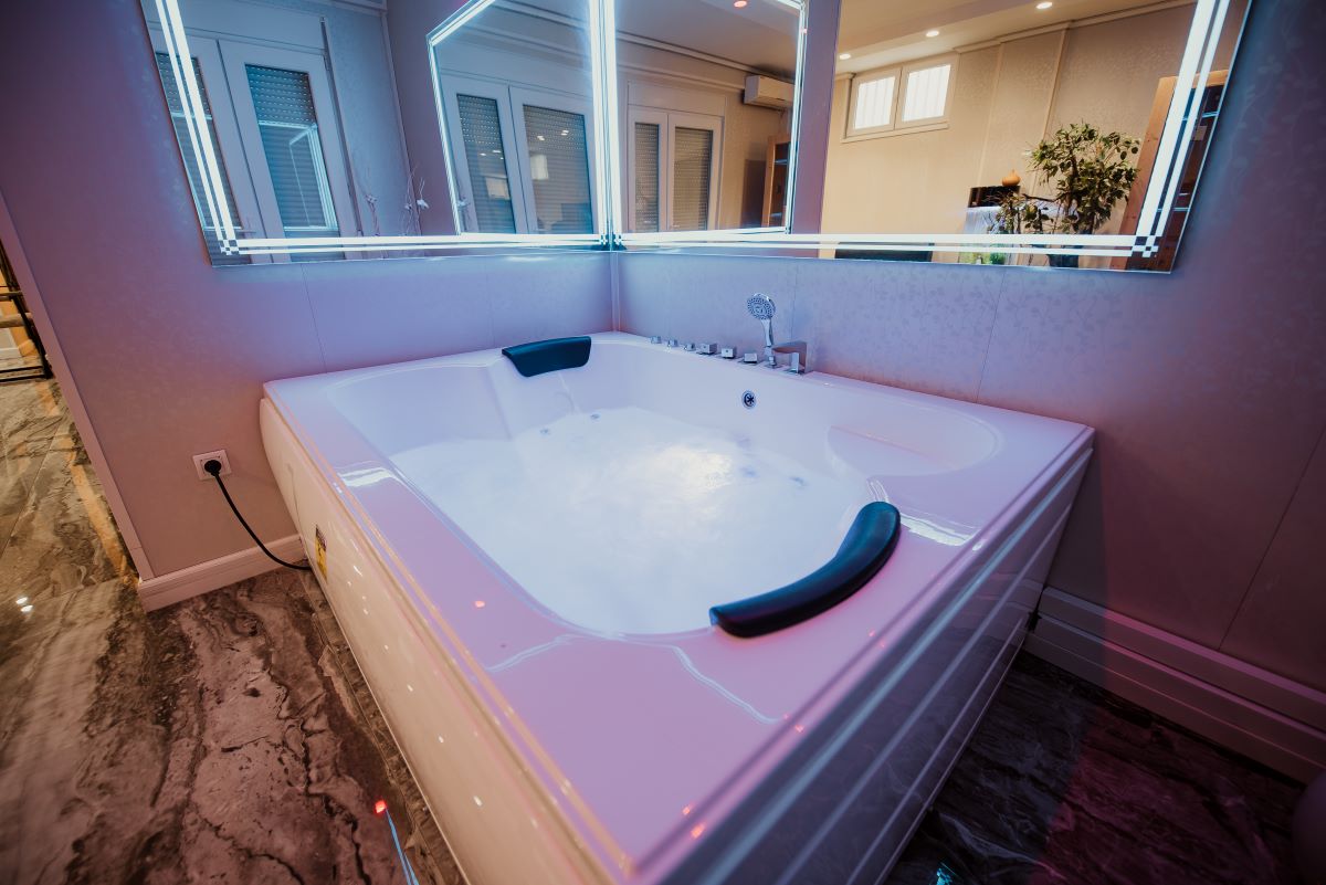 SPA Lux apartmani Diamond & Premier - Hoteli u Novom Sadu