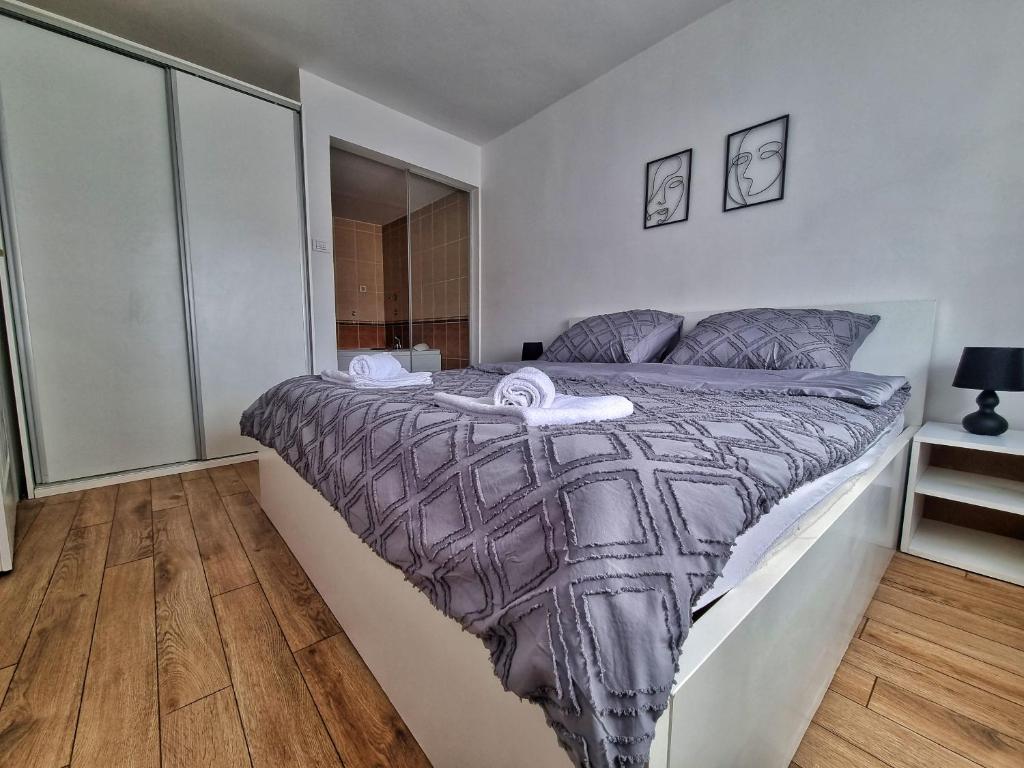 Hostel "S" - Hoteli u Novom Sadu