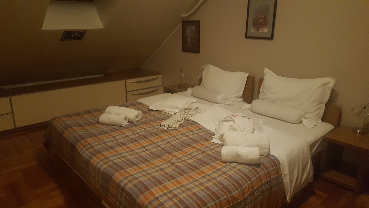 Car Royal Apartments - Hoteli u Novom Sadu