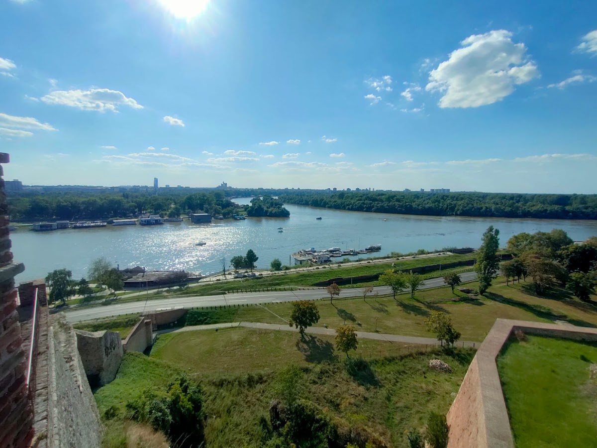 b and b girasole, Novi Sad - Hoteli u Novom Sadu