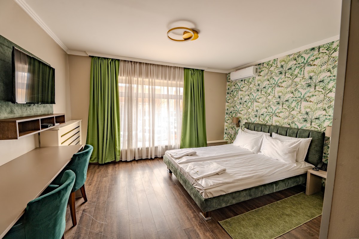 Hotel „Mediteraneo" - Hoteli u Novom Sadu