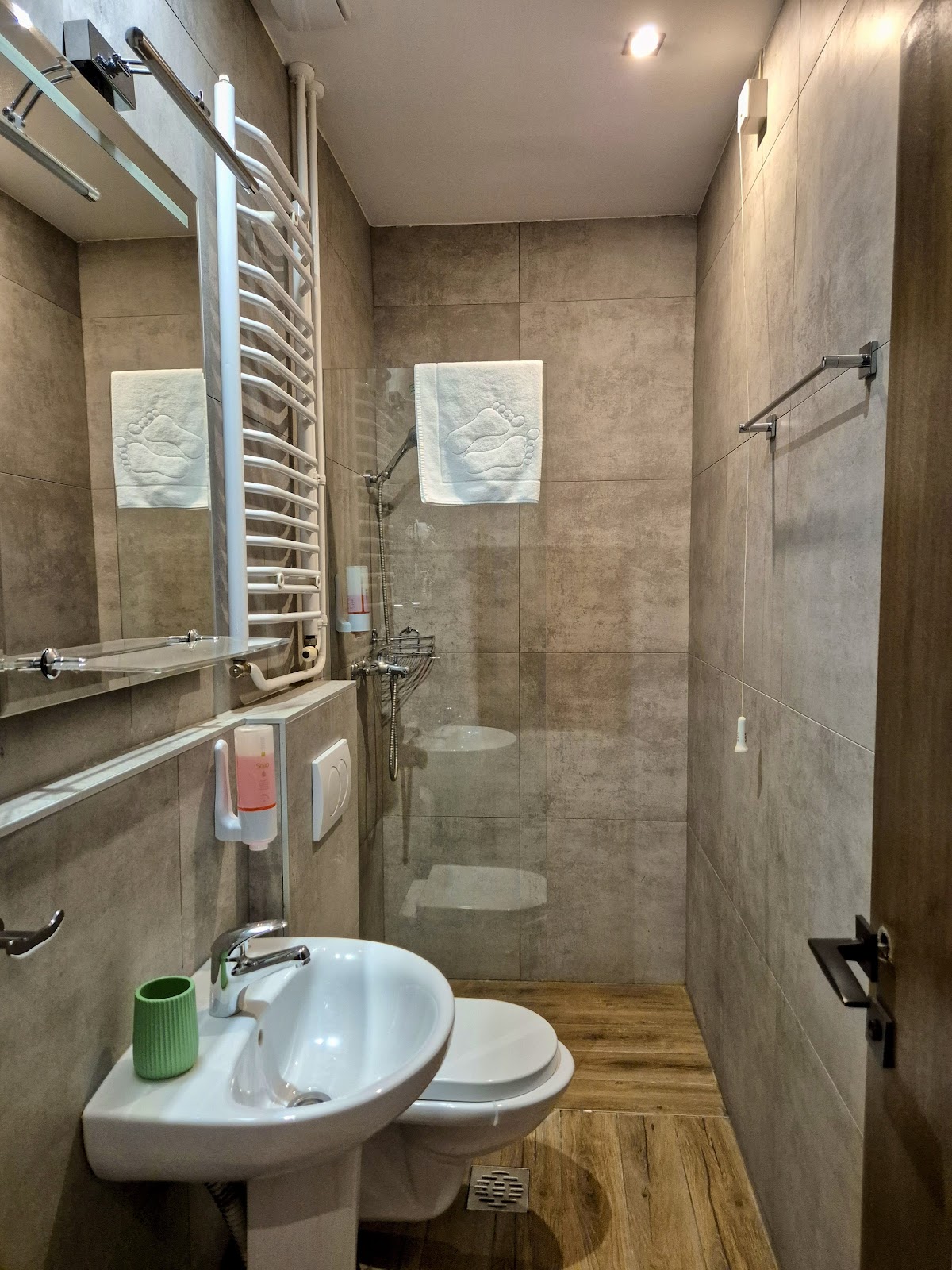 Hotel „Mediteraneo" - Hoteli u Novom Sadu