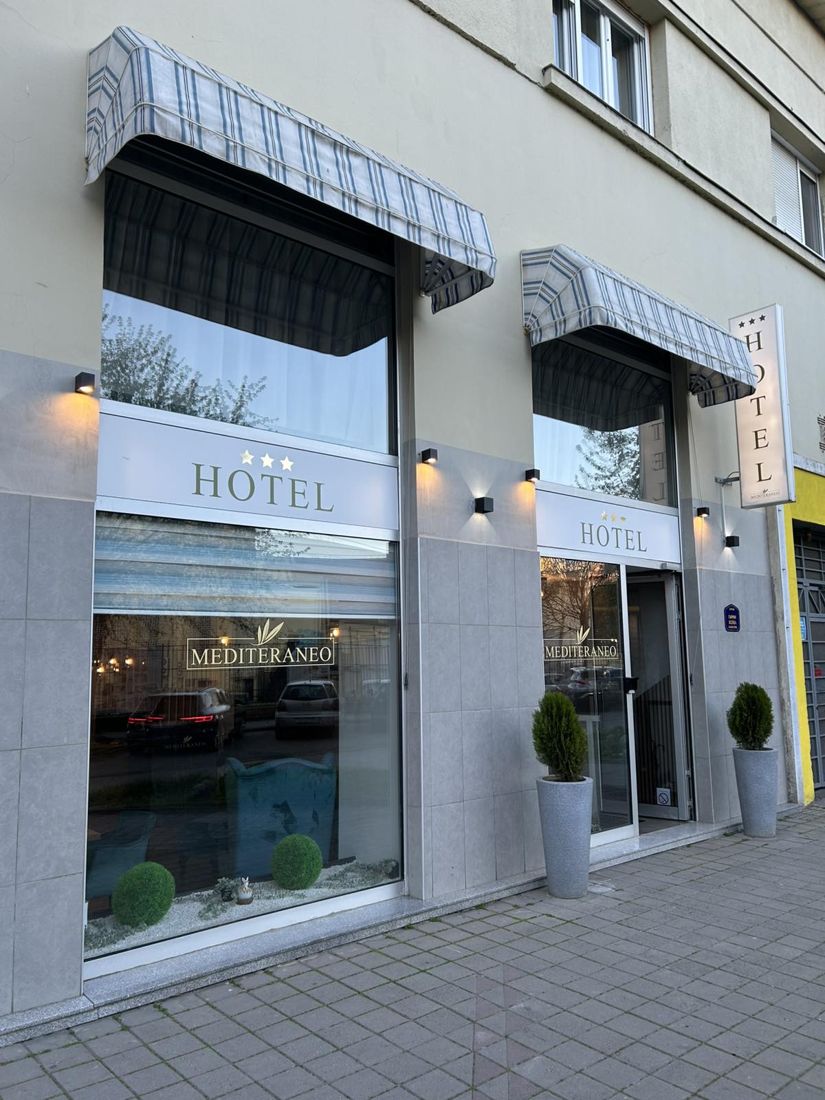 Hotel „Mediteraneo" - Hoteli u Novom Sadu
