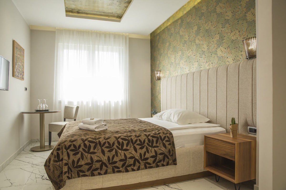 BOUTIQUE HOTEL ARTA - Hoteli u Novom Sadu