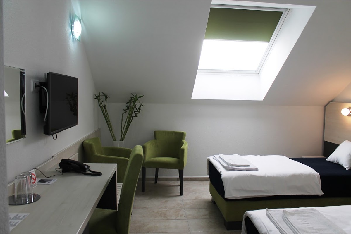 Garni hotel 11tica DM - Hoteli u Novom Sadu