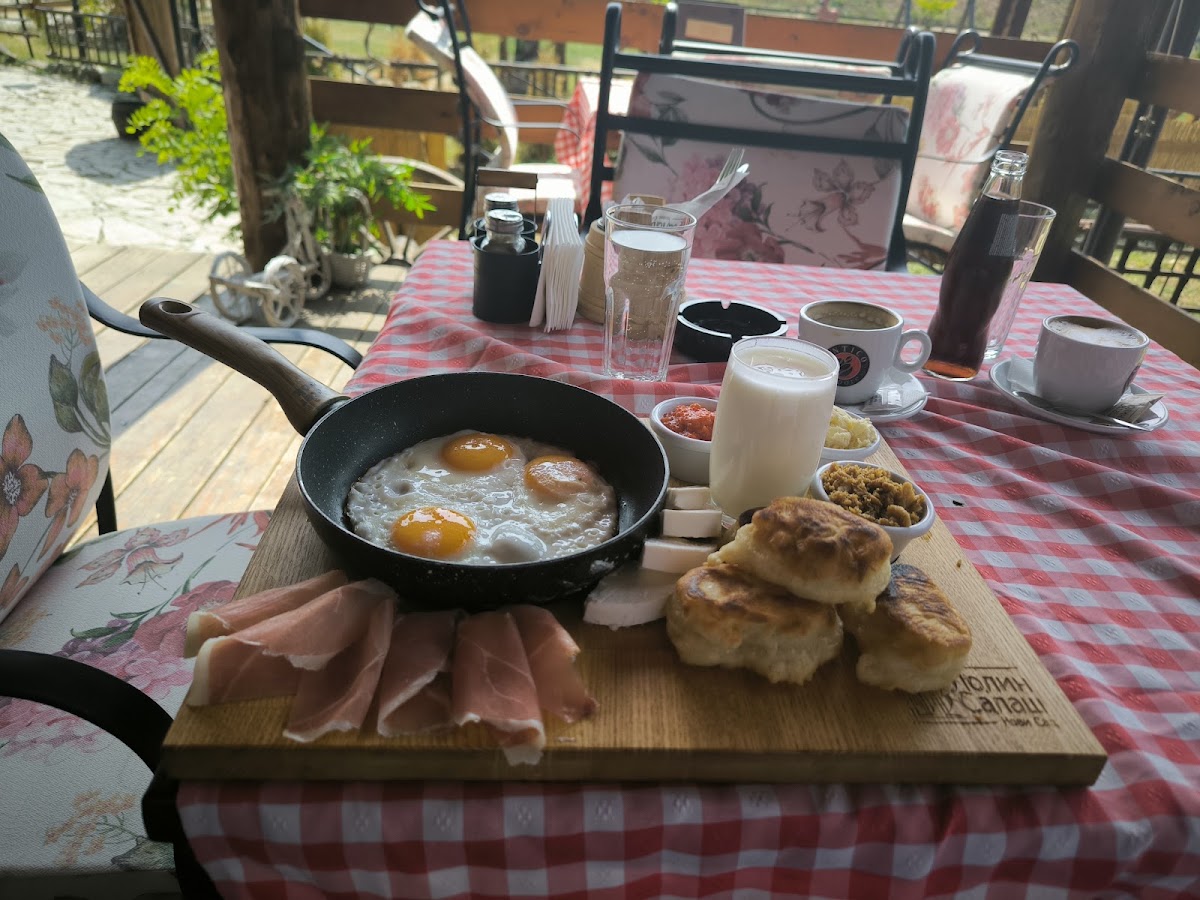 Lolini Bungalovi Novi Sad - Hoteli u Novom Sadu