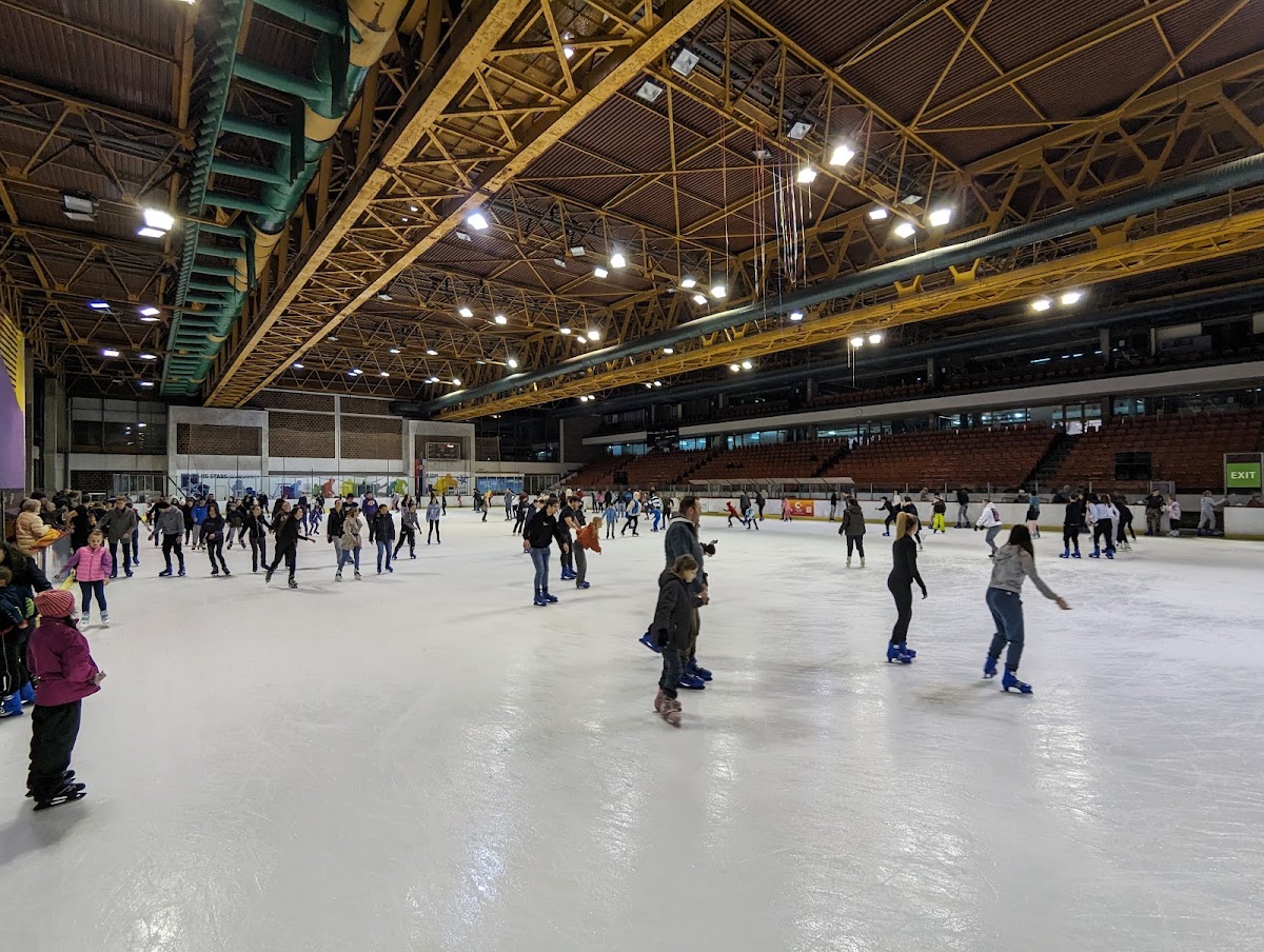 SPENS — Sportski i poslovni centar „Vojvodina”, Novi Sad - Bazeni u Novom Sadu